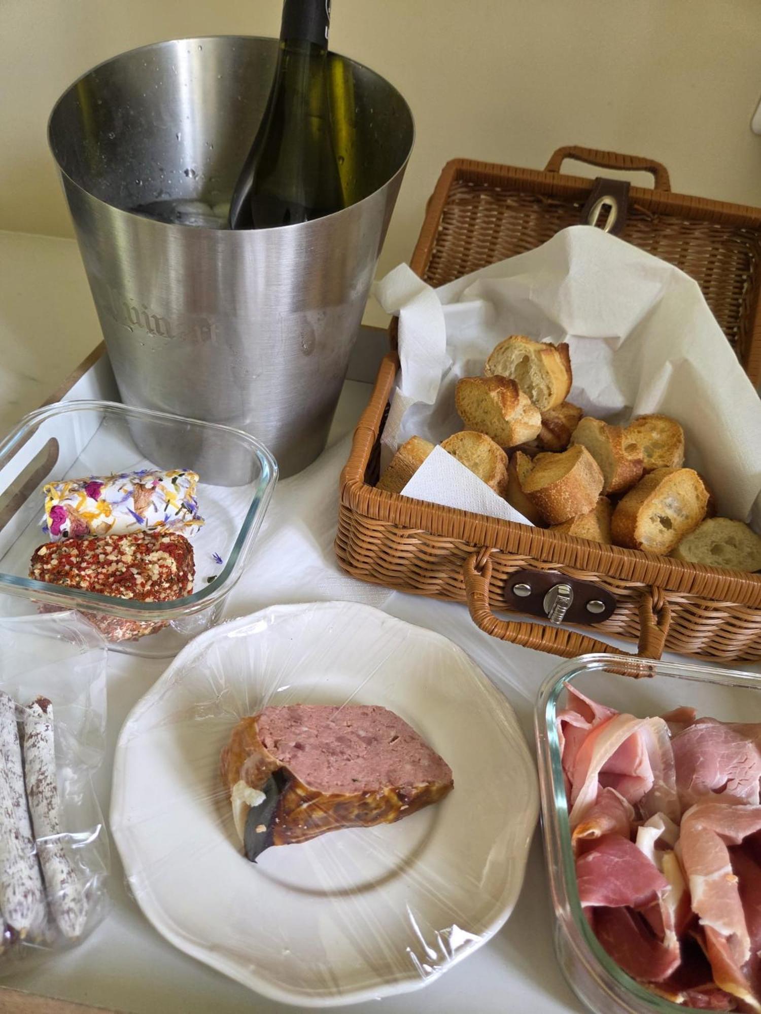 FranchevalLa Jonquette公寓式酒店 外观 照片